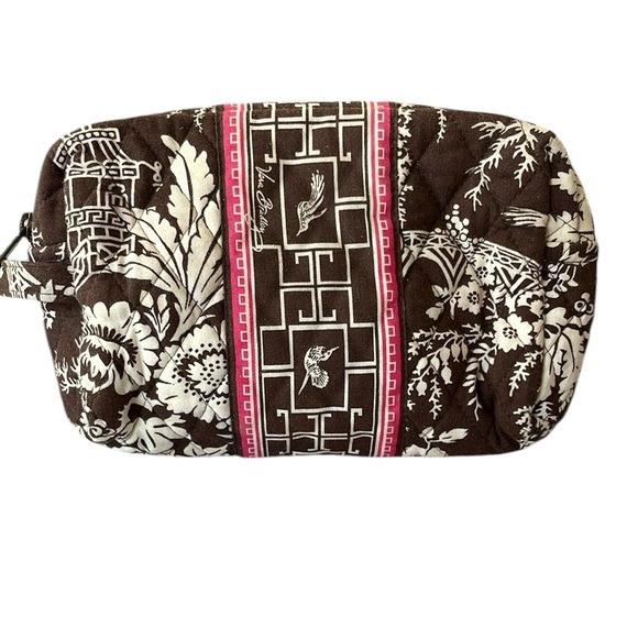 Vera Bradley Handbags - Vera Bradley Imperial Toile Brown Makeup Bag‎